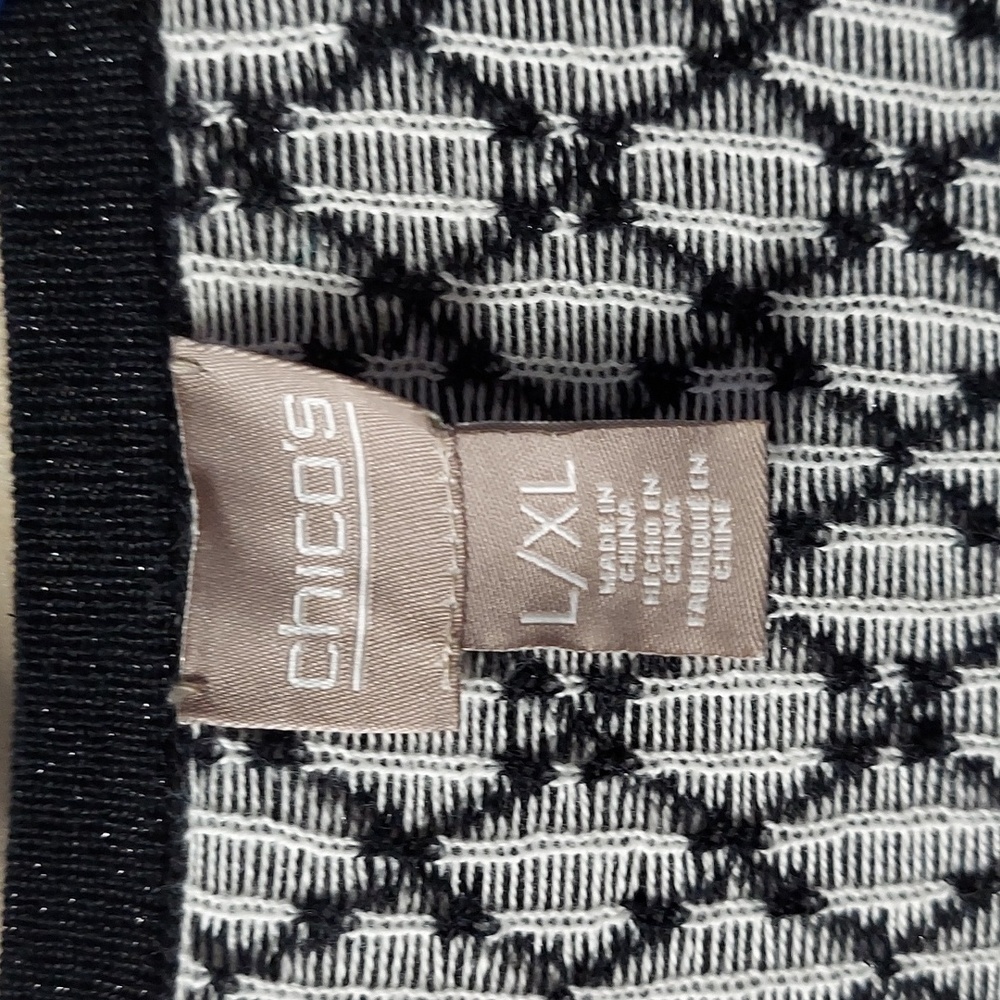 Chico's - Picture 3 of 10